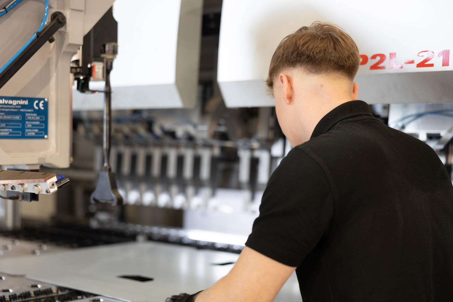 Automated Panel Bending at Unifabs