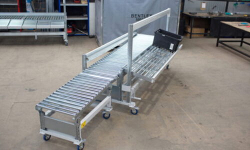 universal workstation for automated picking system